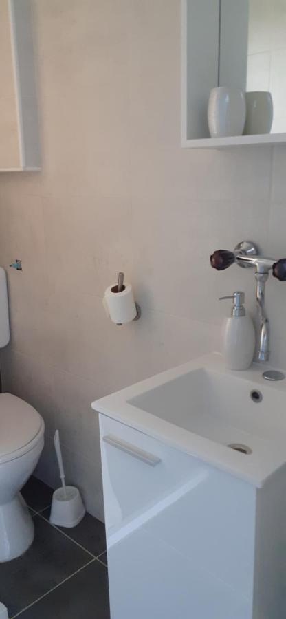 Apartmán Oaza Mira Tisno Exteriér fotografie